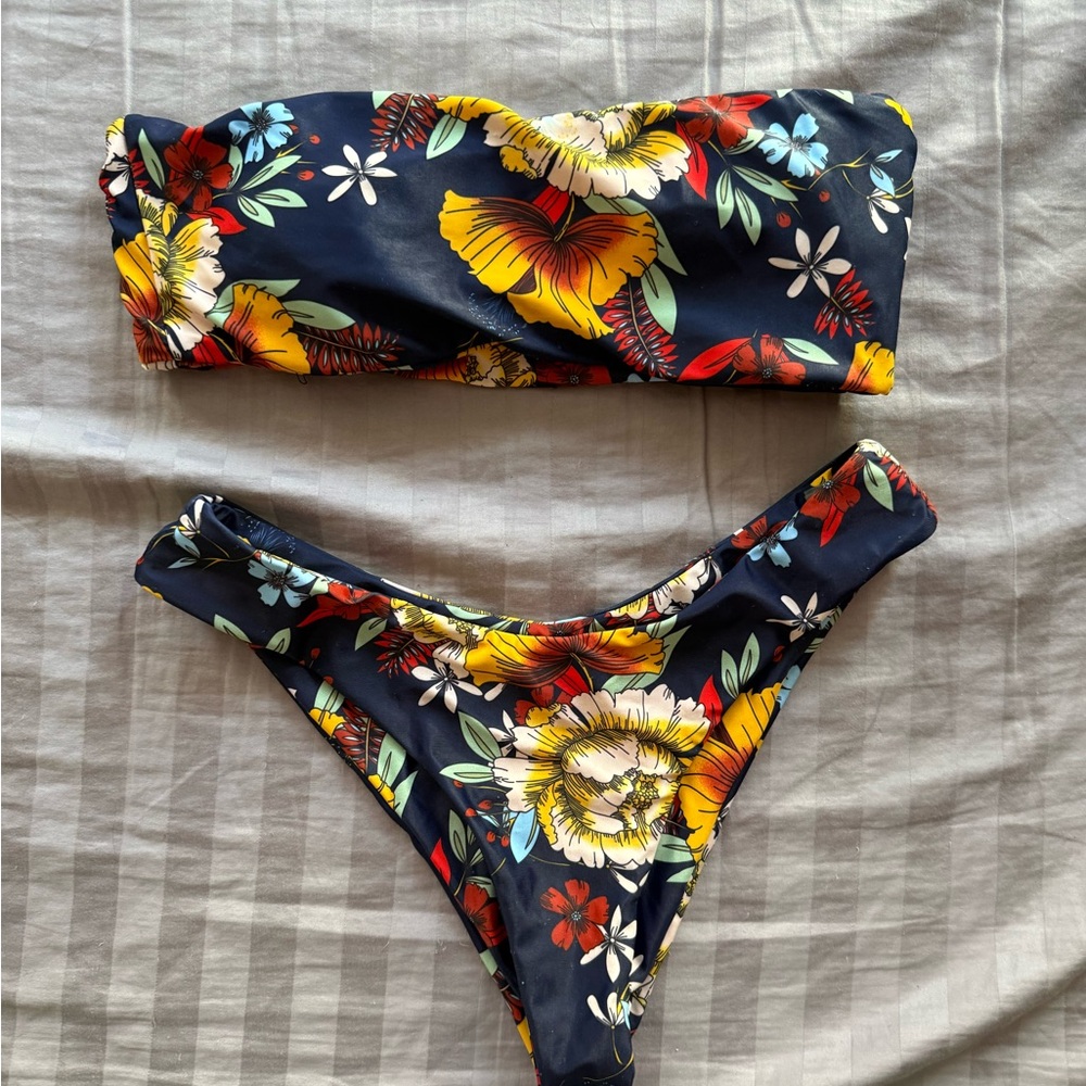 Zaful Navy Floral Bikini Set
